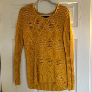 American Eagle Mustard Orange Sweater Size Medium